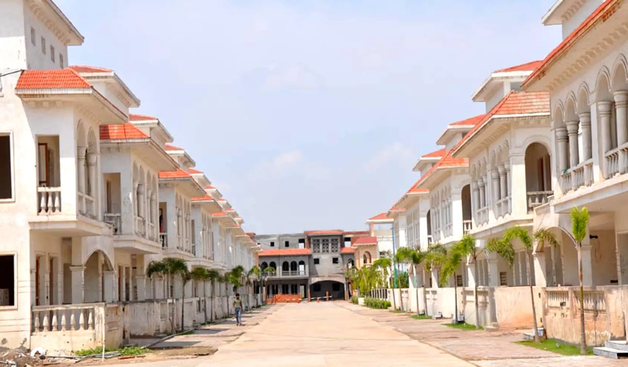 Amrapali Leisure Valley Villas in Noida Extension